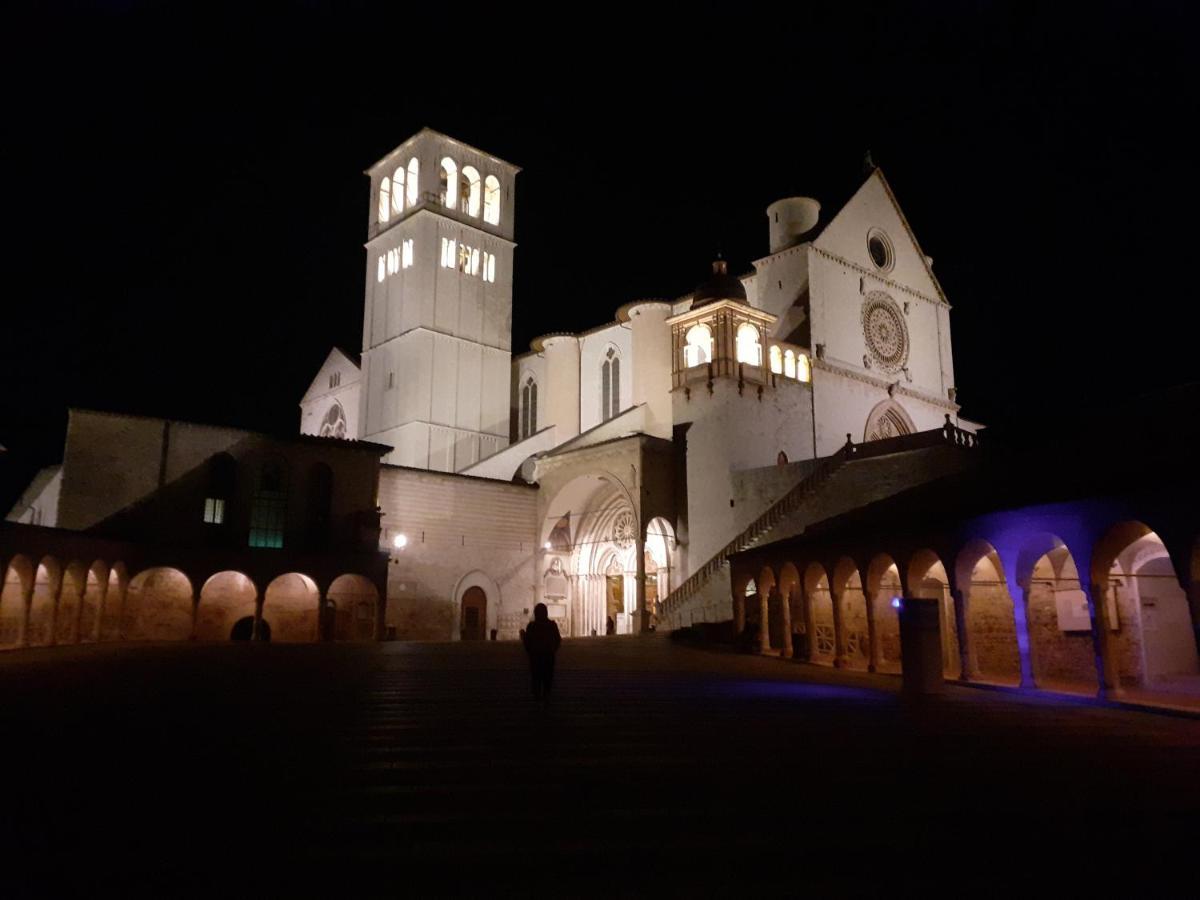 B&B San Francesco อัสซิซี ภายนอก รูปภาพ