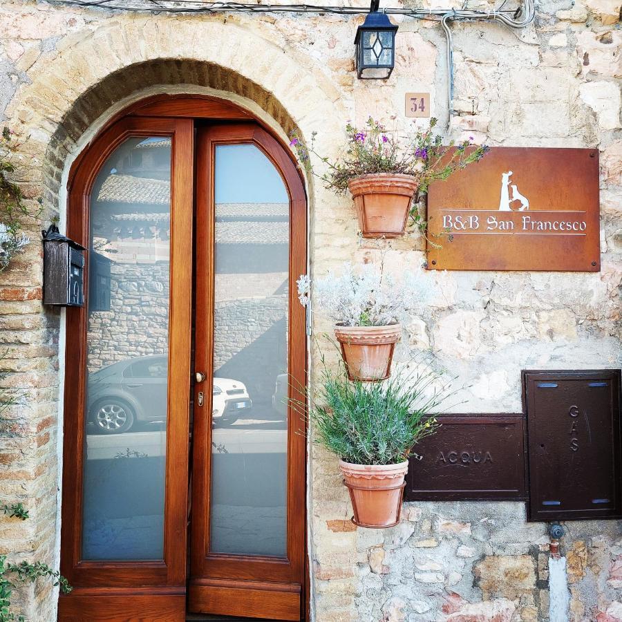 B&B San Francesco อัสซิซี ภายนอก รูปภาพ